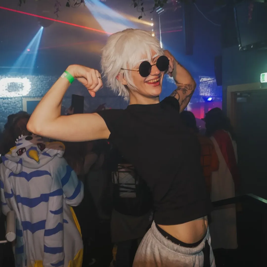 A Gojo cosplayer at Anime Disco